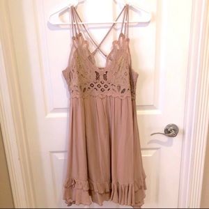 Pink lace lightweight dress L